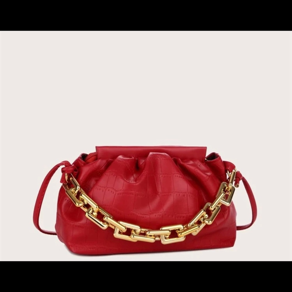 Chain bags